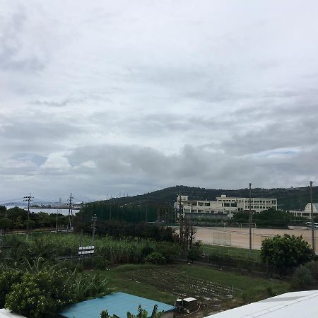 Mr. Kinjo In Yogi Okinawa Kültér fotó